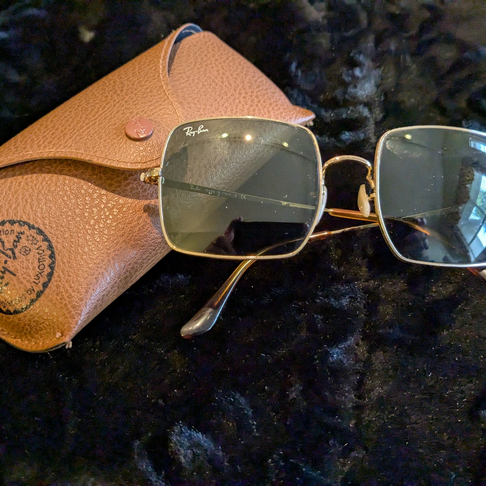 Ray-Ban Square Sunglasses with Case